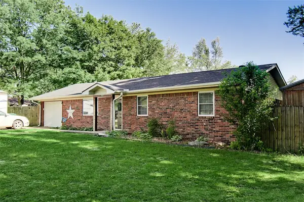 331 W Willow Avenue, Farmington, AR 72730