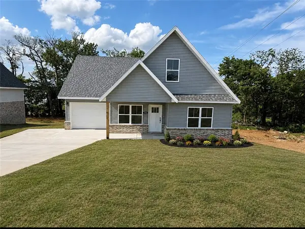 356 Lavona Lane, Huntsville, AR 72740