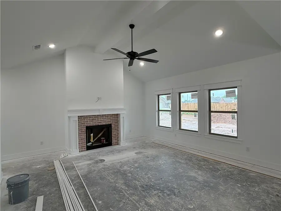 172 N Panther Avenue, Farmington, AR 72730 - #2