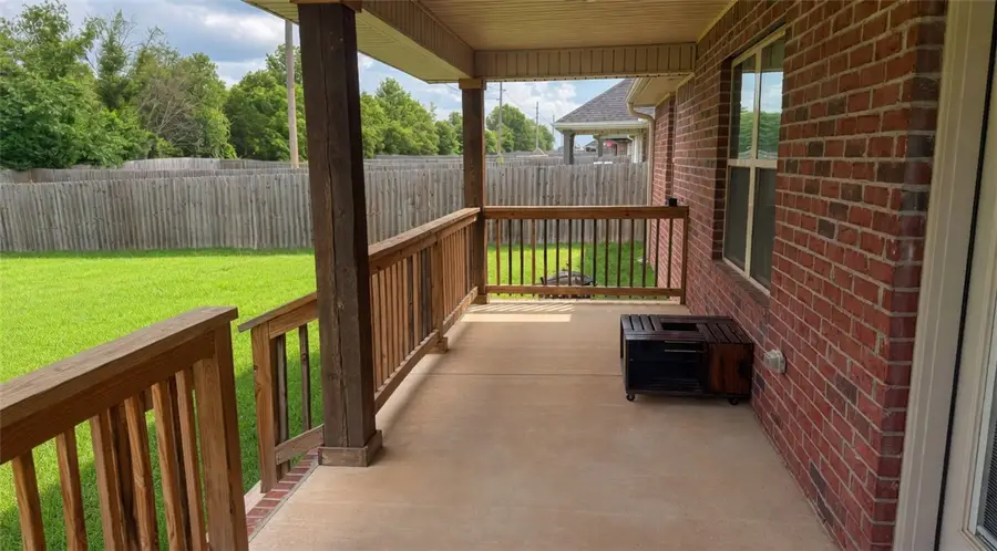 1011 Hampton Street, Tontitown, AR 72762 - #3