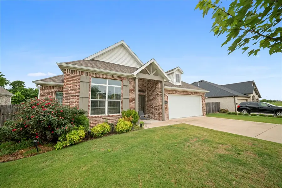 7648 Phoenix Avenue, Springdale, AR 72762 - #3