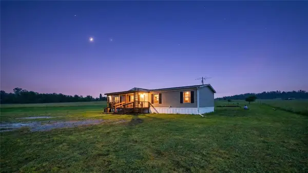 1863 Marion County 4010, Yellville, AR 72687