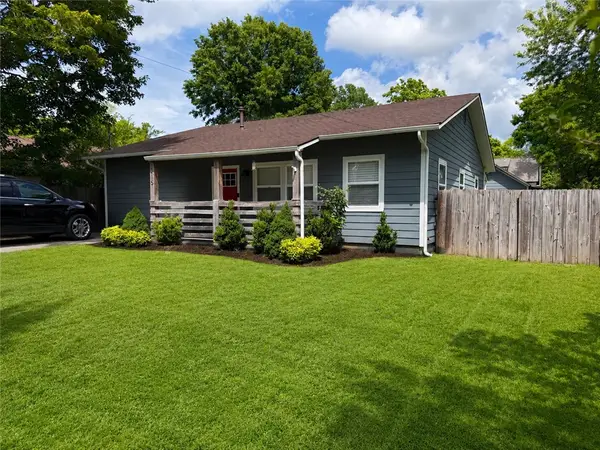1416 S College Avenue, Fayetteville, AR 72701