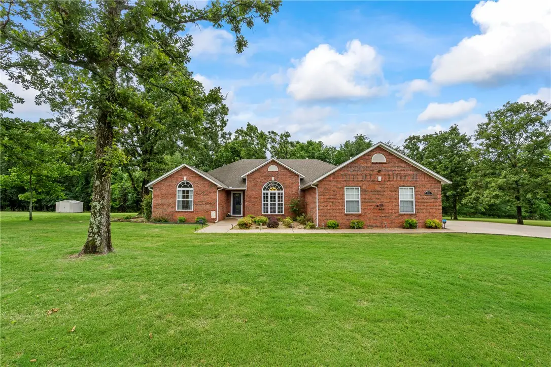 618 E Rush Road, Siloam Springs, AR 72761 - #1