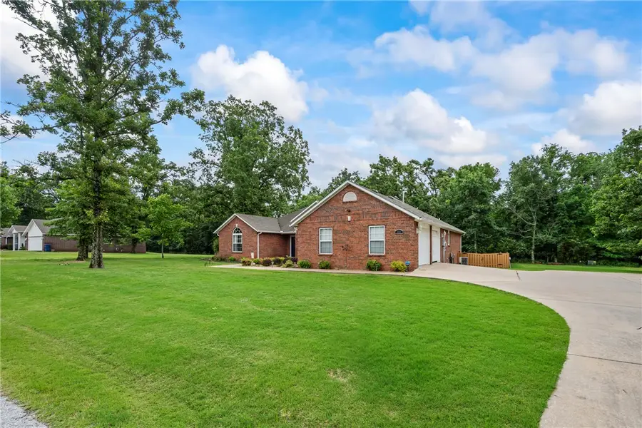 618 E Rush Road, Siloam Springs, AR 72761 - #2