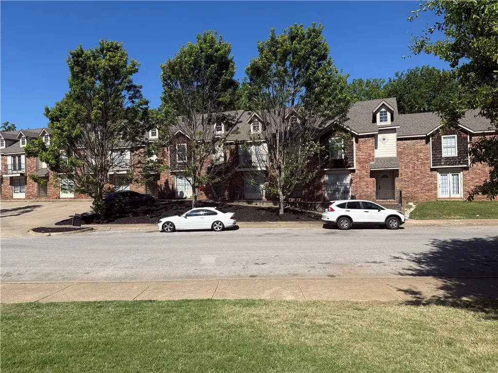 1763-1791,1750,1754,1790 N Chestnut Avenue, Fayetteville, AR 72703 - #1