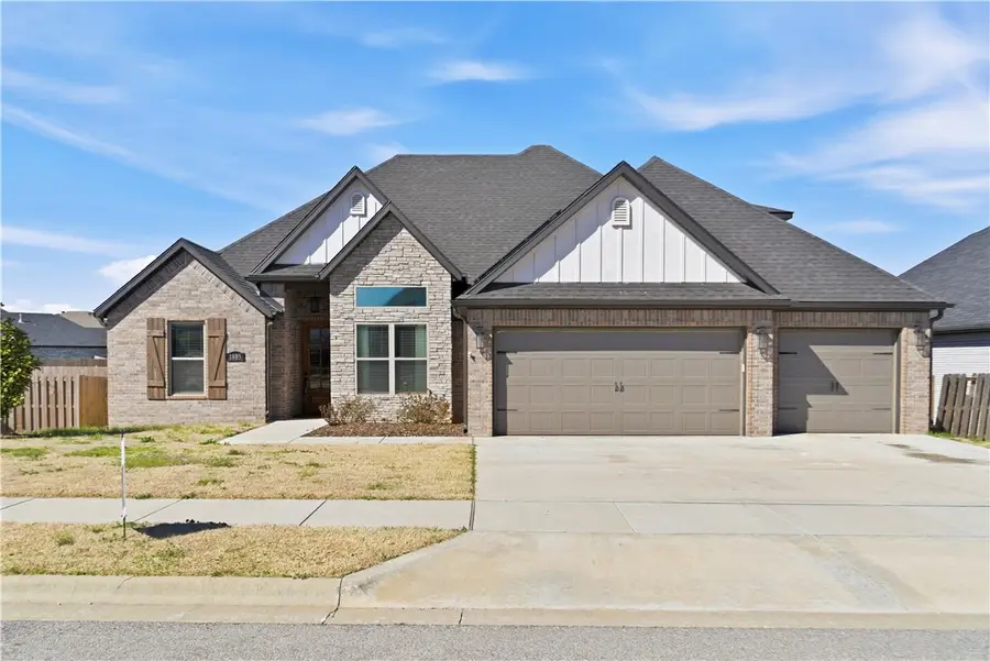 1805 Abbott Lane, Pea Ridge, AR 72751 - #2