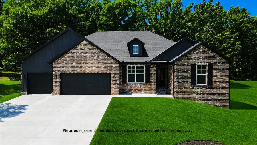 5121 S Pleasant Valley, Gentry, AR 72734 - #3