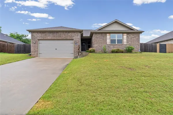 3209 Oglethorpe Street, Springdale, AR 72764