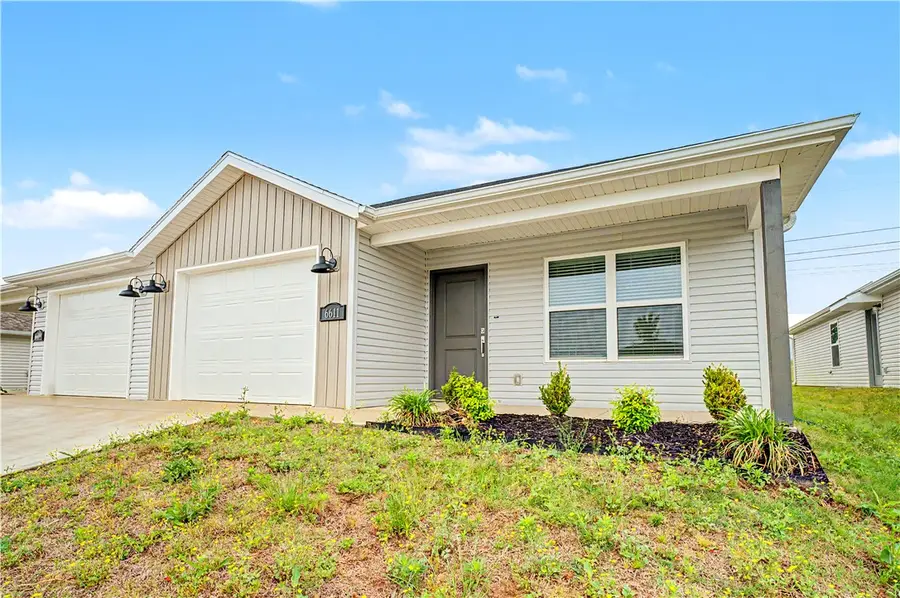 6609 & 6611 NW Altus Street, Bentonville, AR 72713 - #2