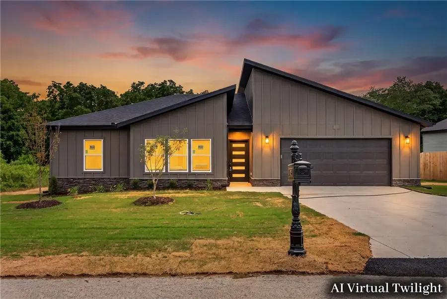 13 Taransay Drive, Bella Vista, AR 72715 - #3