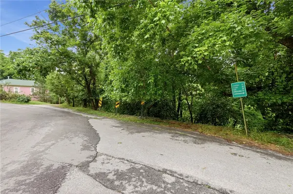 Hale Street, Eureka Springs, AR 72632