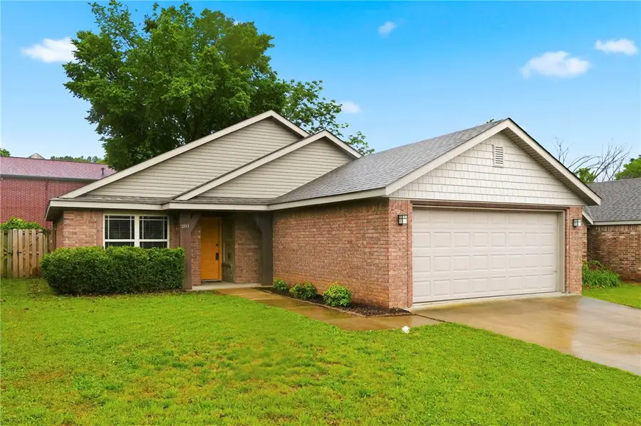 281 E Madrid Street, Fayetteville, AR 72703 - #3