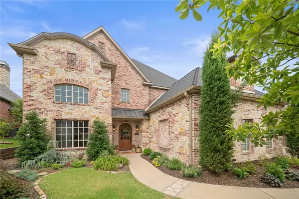 1615 NE Chapel Hill Drive, Bentonville, AR 72712