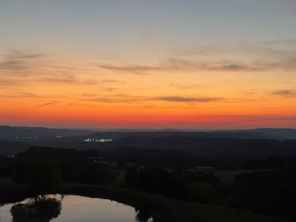 3787 Kessler Mountain Road, Fayetteville, AR 72701