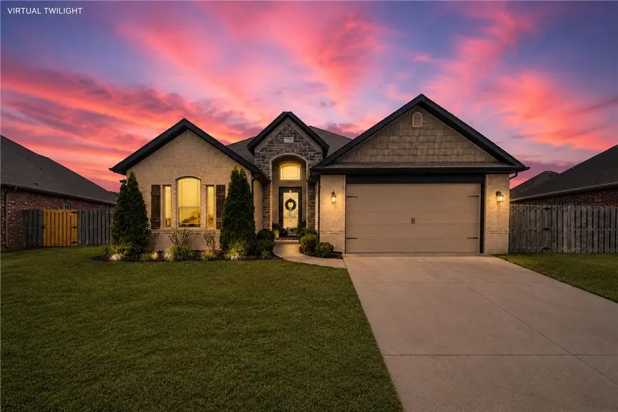 5611 W Alder Lane, Rogers, AR 72758 - #2
