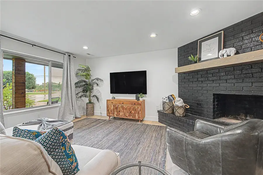 1710 SE Flynt Street, Bentonville, AR 72712 - #3