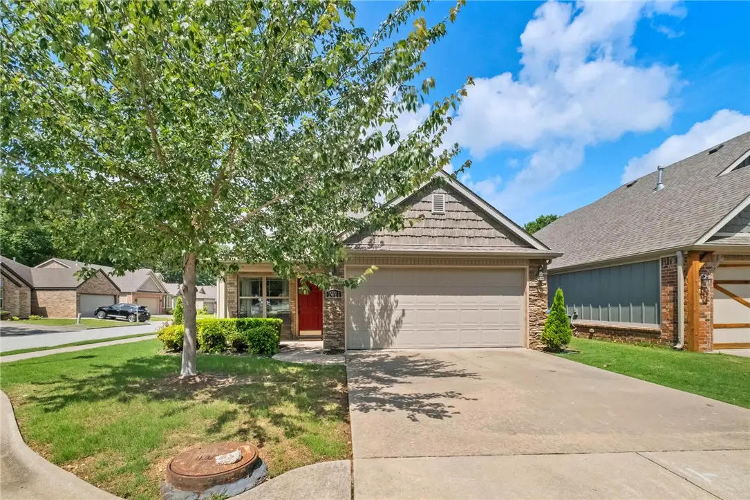 2621 N Sierra Avenue, Fayetteville, AR 72703 - #1