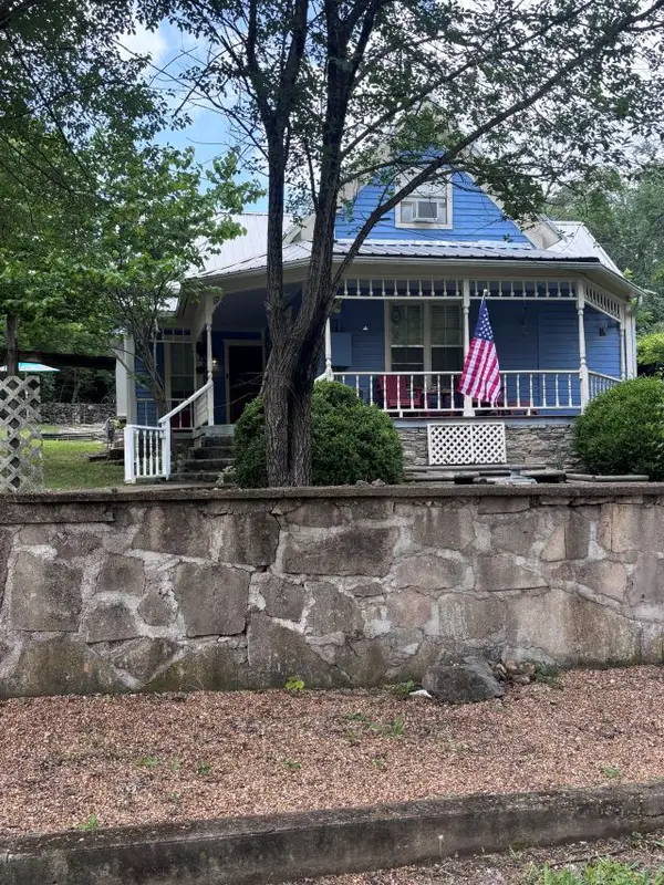 502 N Rock Street, Yellville, AR 72687