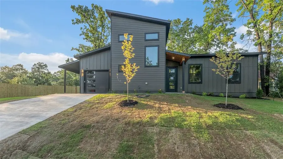 14 Montgomery Lane, Bella Vista, AR 72715 - #3