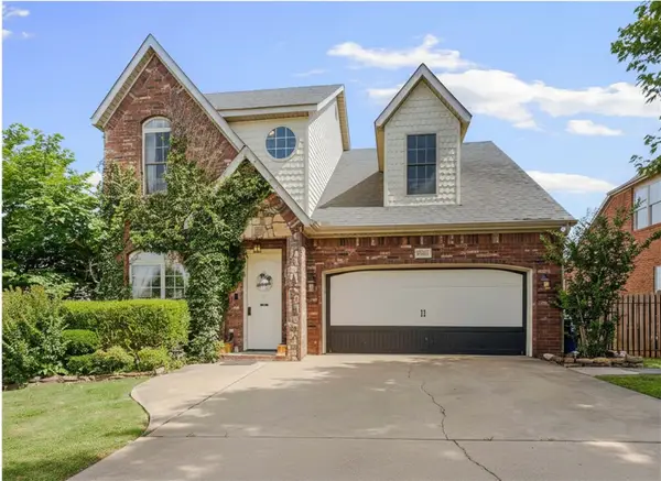 6513 W Hearth Stone Drive, Rogers, AR 72758