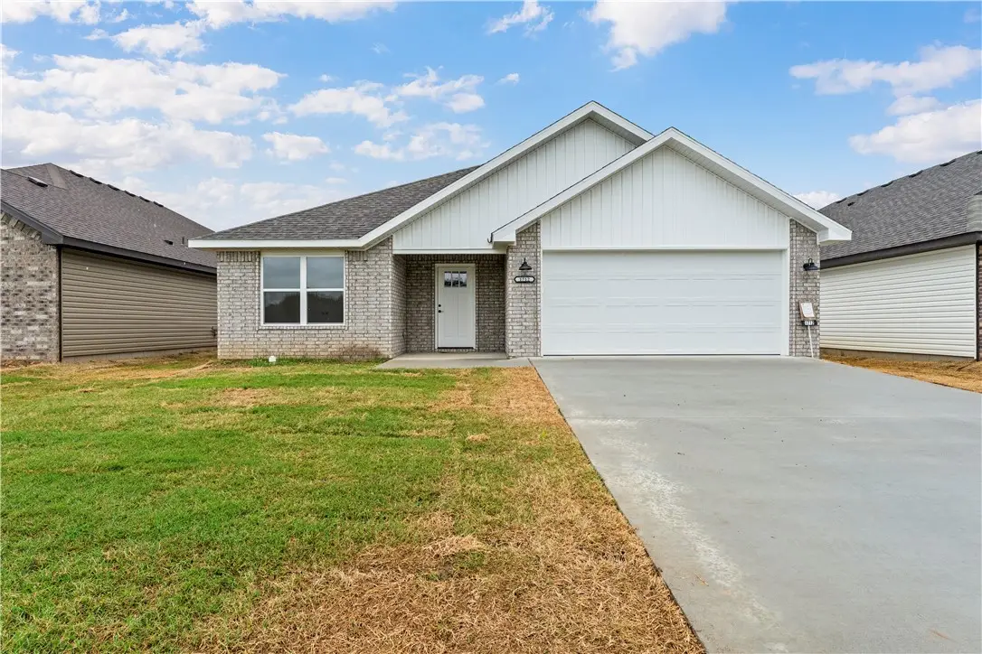 1712 Gerald Shay Road, Gentry, AR 72734 - #1