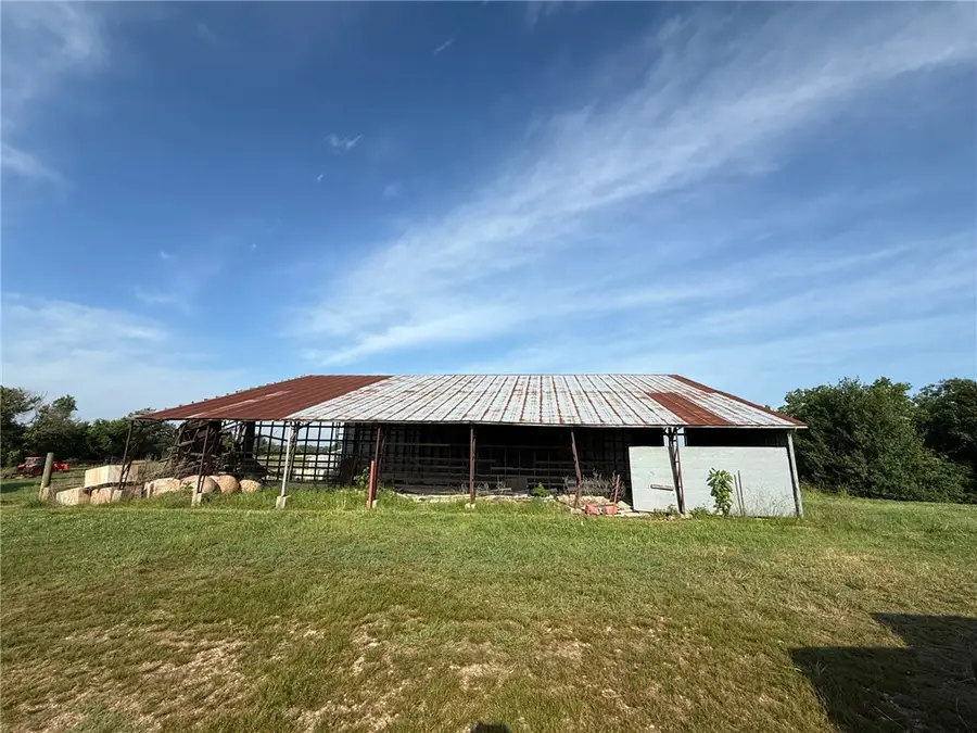 15117 Phelps Road, Siloam Springs, AR 72761 - #2