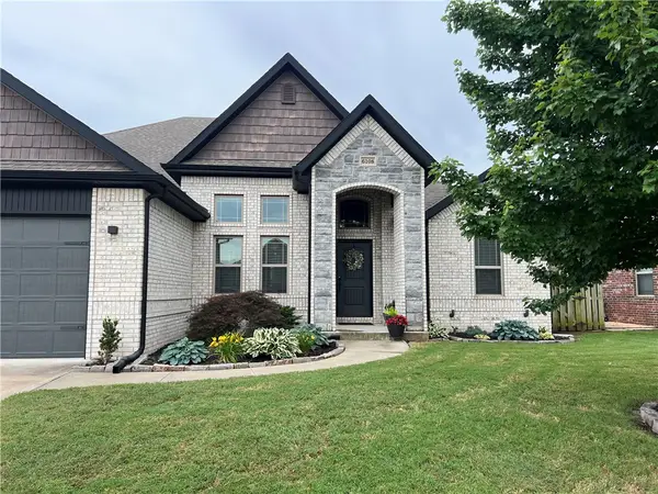 6108 Noble Street, Rogers, AR 72758