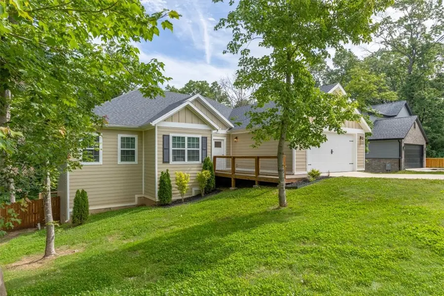 26 Ingleborough Drive, Bella Vista, AR 72715 - #2