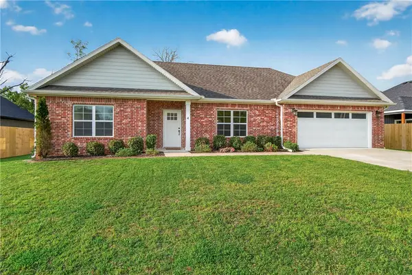4 Wendike Place, Bella Vista, AR 72715