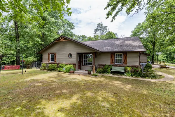 13457 Redbird Lane, Bentonville, AR 72712