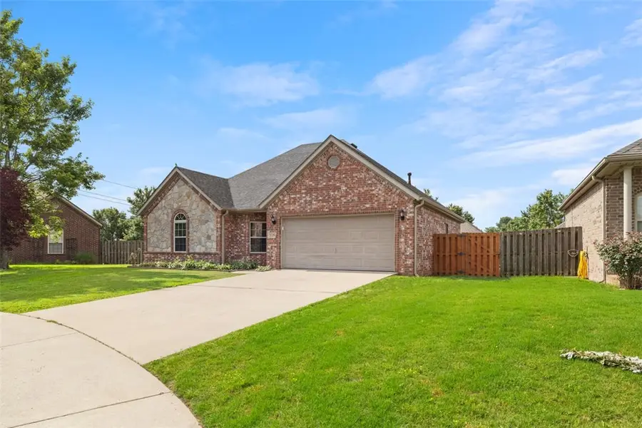 3519 Lafayette Place, Springdale, AR 72762 - #2
