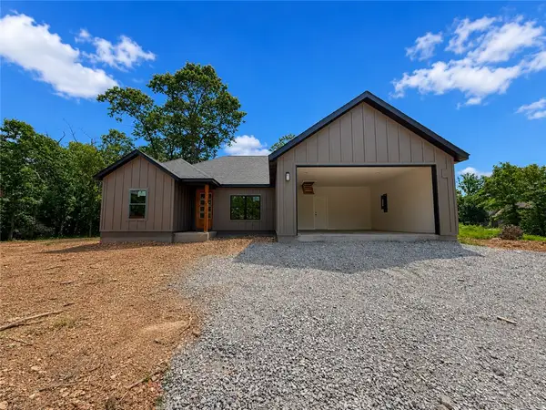 2 Boswell Drive, Bella Vista, AR 72715