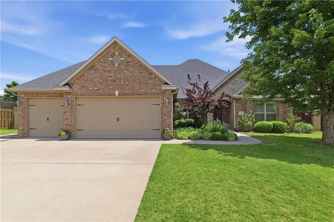 6401 S 46th Street, Rogers, AR 72758 - #1