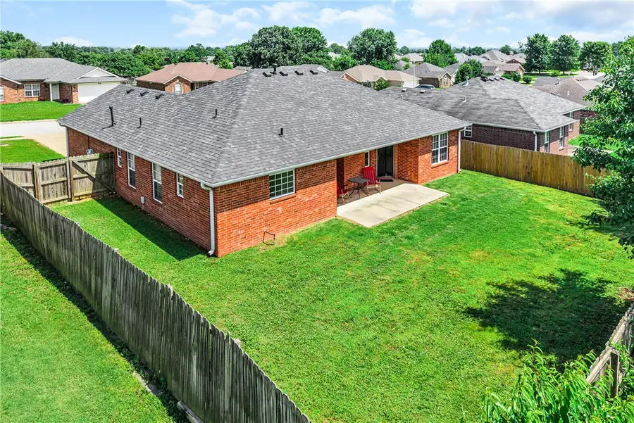 511 Dewberry Lane, Centerton, AR 72719 - #2