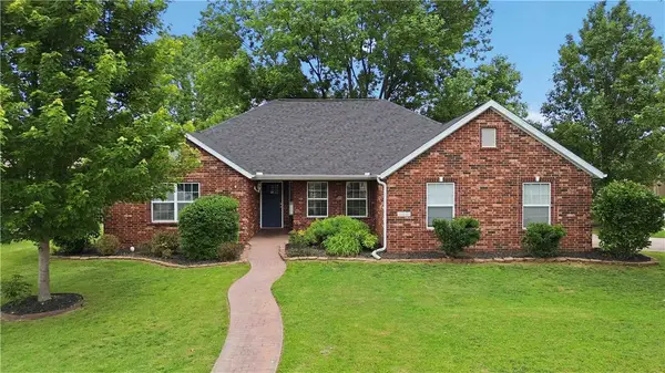 3813 SW Mason Road, Bentonville, AR 72713