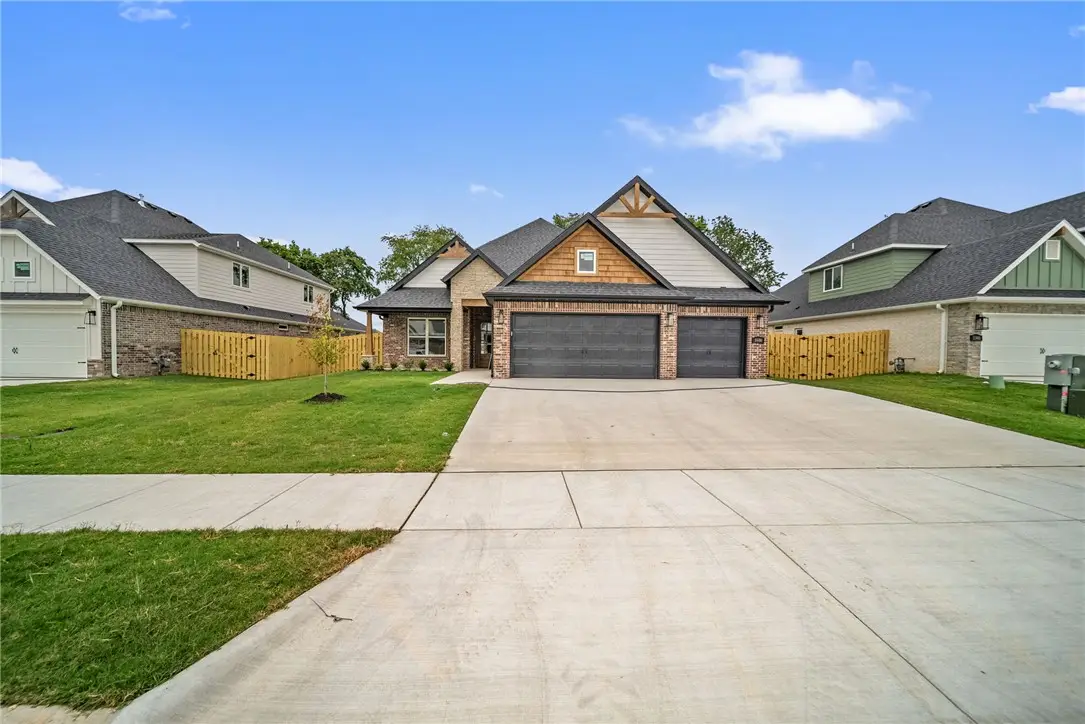 1400 Josephine Drive, Centerton, AR 72719 - #1