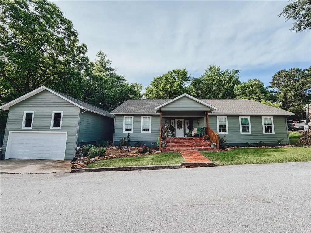 823 W Alma, Harrison, AR 72601 - #1