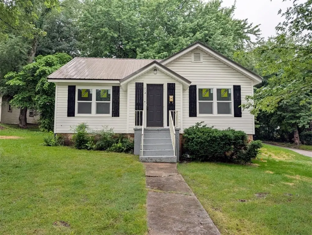 714 N Cherry, Harrison, AR 72601 - #1