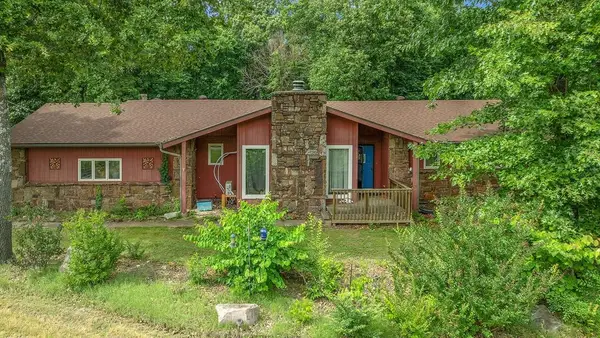 2 Dulverton Drive, Bella Vista, AR 72715