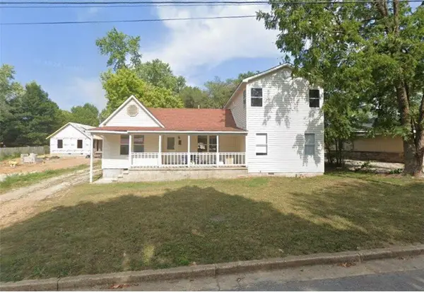 309 Douglas Street, Berryville, AR 72616