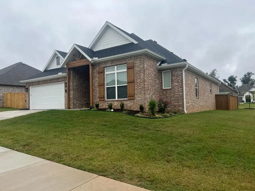 4027 E Utica Lane, Fayetteville, AR 72701 - #1
