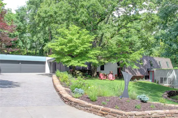 1011 N Tanglebriar Lane, Fayetteville, AR 72701