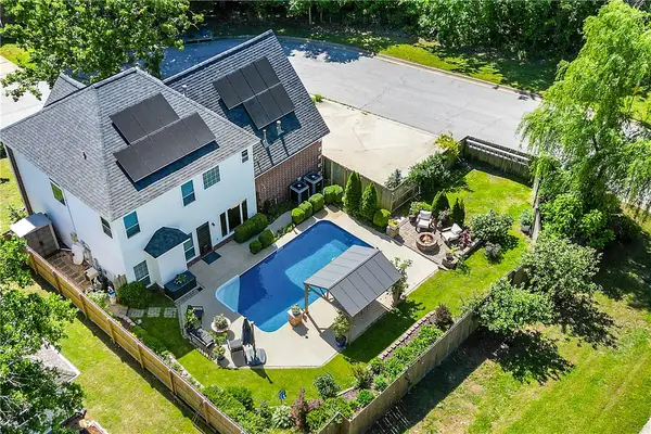 2901 Northaven Drive, Bentonville, AR 72712