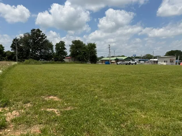 E 3rd Street, Gentry, AR 72734 - #3