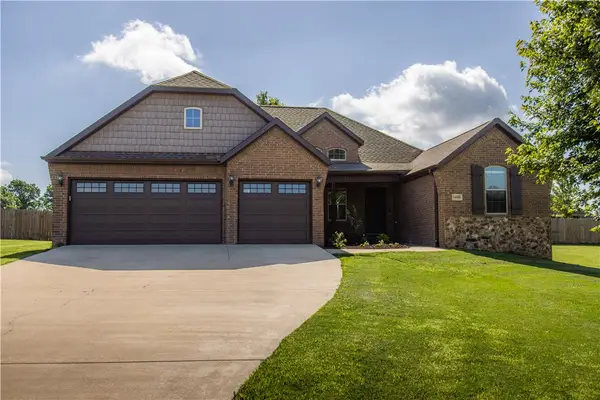 14908 Tikaani Drive, Siloam Springs, AR 72761