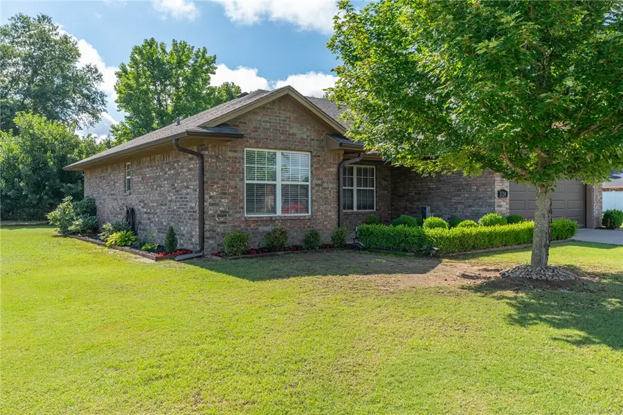 1724 Riley Circle, Alma, AR 72921 - #2