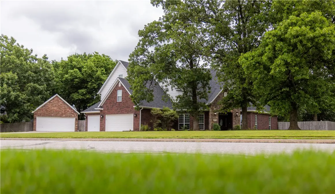 2104 Caribou Lane, Elm Springs, AR 72762 - #1