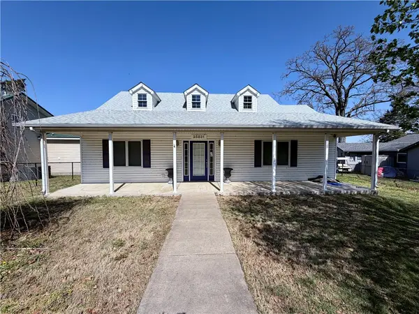 25831 621 Road, Grove, OK 74344