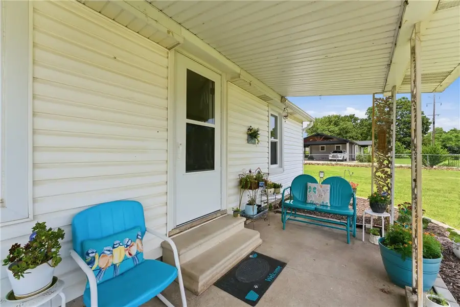 3132 N Oak Street, Springdale, AR 72764 - #2